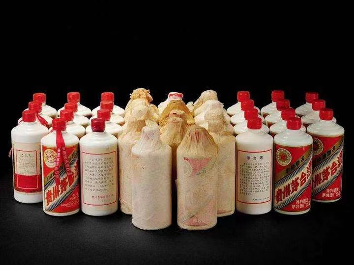 永新15年茅台酒回收公司哪里回收(附近上门回收茅台酒）